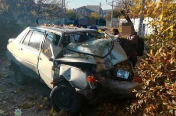 В Запорожье водителю стало плохо за рулем  фото