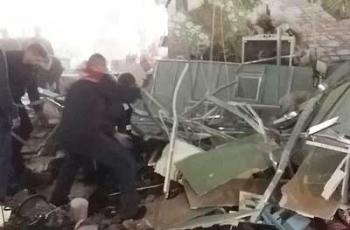 В Минске на посетителей торгового центра рухнул потолок фото
