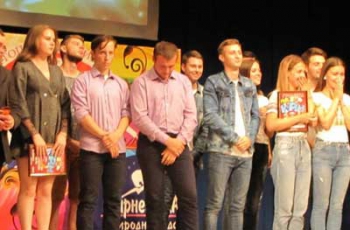 Открытие сезона мелитопольской лиги КВН переносится на неопределенный срок фото