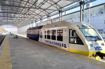Укрзализныця запустила экспресс в аэропорт Борисполь фото