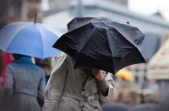 В трех областях Украины объявлено штормовое предупреждение фото