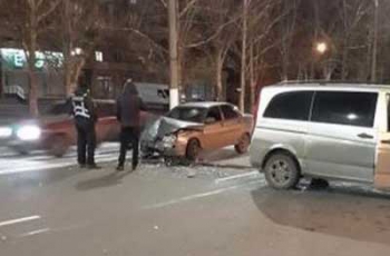В сети опубликовали видео вчерашнего ДТП в Мелитополе фото