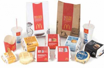 В Раду из McDonalds доставили заказ с матом на упаковке фото