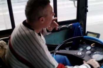 Понаштампуют!: в Мелитополе водитель маршрутки унизил ребенка из многодетной семьи фото