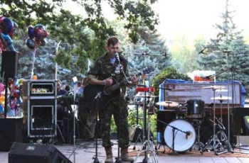 В Мелитополе ветеран АТО выступит с концертом фото