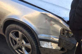 В Мелитополе не разъехались два авто (ФОТО. ВИДЕО) фото