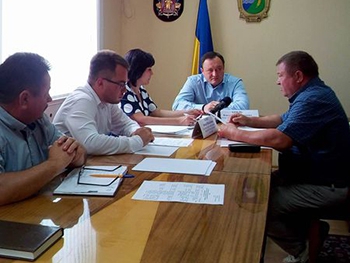 Глава области непублично посетит несколько районов фото