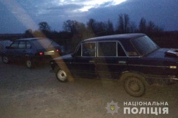 В Запорожской области пьяный водитель угодил в аварию на угнанном авто фото