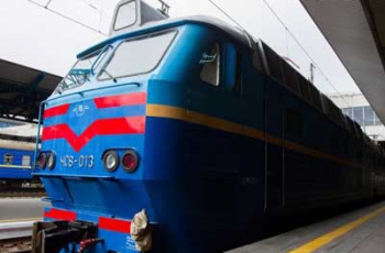 УЗ скорректировала график из-за перехода на летнее время фото