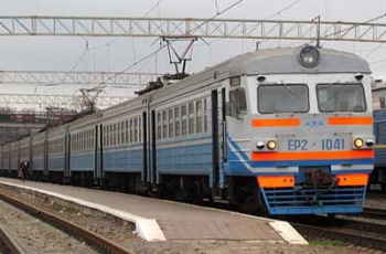 Несколько электричек на время перестанут ходить через Мелитополь фото