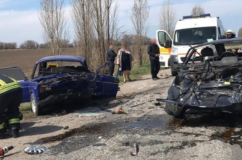 На трассе под Запорожьем случилось страшное ДТП  фото