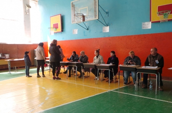 Сама себе президент: пенсионерка в Мелитополе голосует ради молодежи  фото