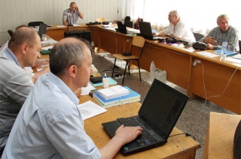 В Мелитополе и районе за первые три часа проголосовали почти 25% избирателей фото