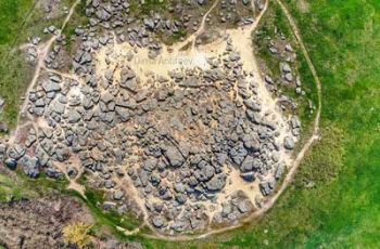 Место силы показали с высоты 170 метров фото