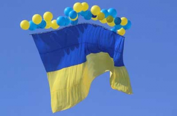 Появился полный текст закона о функционировании украинского языка фото