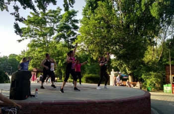 В парке проходит мастер-класс по танцам (ФОТО, ВИДЕО) фото