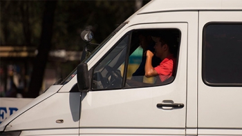 Маршрутчик-нелегал получил крупный штраф фото