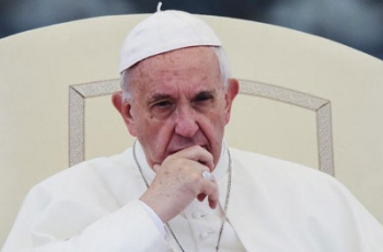 Папа Римский изменит текст самой главной в мире молитвы фото