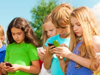 Рекомендации психолога: 10 советов, как выстроить отношения с поколением Z фото