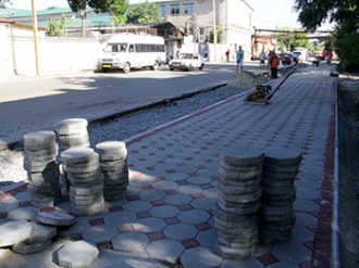 Мелитополю дали миллион на тротуар фото