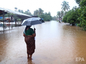 В Индии 114 человек погибло в результате наводнения  фото