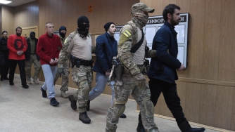 Россия готовит к отправке в Украину военнопленных моряков фото