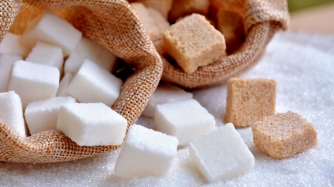 Поставки сахара из Украины сократились более чем в 2 раза фото