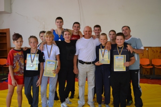 В Приазовском районе память воинов, погибших в Афганистане, почтили турниром по вольной борьбе фото