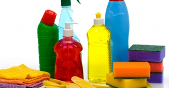 Из украинских магазинов может пропасть целый ряд моющих средств фото