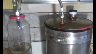 Слуги народа предлагают отменить наказание за самогоноварение фото