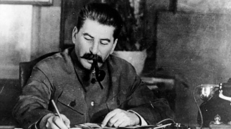 От этих болезней страдал тиран Иосиф Сталин фото