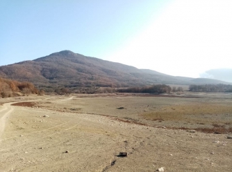 Засуха в Крыму: возле Севастополя исчезло озеро  фото