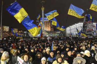 Шестая годовщина Евромайдана: Украина отмечает День достоинства и свободы фото