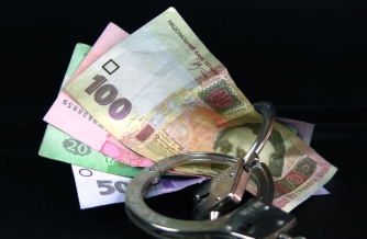 В Украине вступил в силу закон о незаконном обогащении: что грозит чиновникам фото