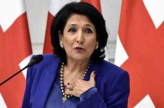 Источник: Путин запретил Зеленскому встречаться с президентом Грузии накануне саммита НАТО фото