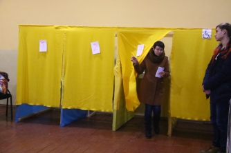 В мелитопольском селе  кандидат победил убедительно фото
