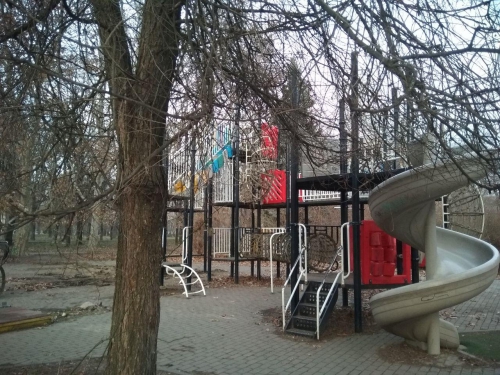 В Запорожье демонтируют Кремлёвский парк: кто и зачем, что будет на новом месте  фото