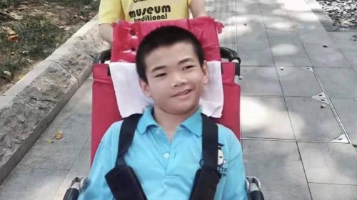 В Китае 17-летний парень умер страшной смертью из-за коронавируса фото