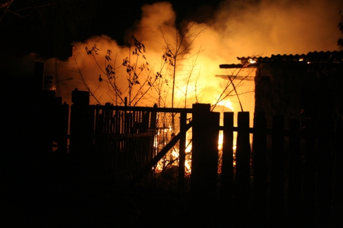 В Семеновке горел дом фото