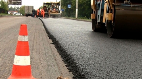 Асфальт не сойдет со снегом: Зеленский рассказал о масштабном ремонте дорог по всей Украине фото