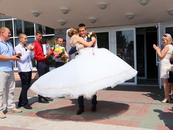 Магия цифр - в счастливые дни в Мелитополе свадебный бум  фото