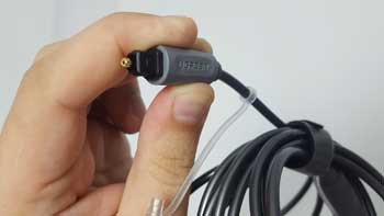 Оптический кабель для высокоскоростной передачи данных фото