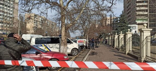 Захват заложников в Одессе. Город оцеплен. Первые подробности фото