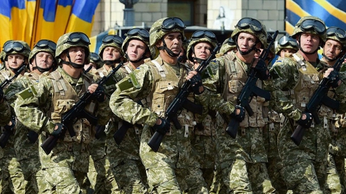 Украина заморозила призыв в армию: назван срок фото
