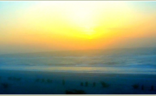 Лимонно-туманный рассвет на Азовском море  фото