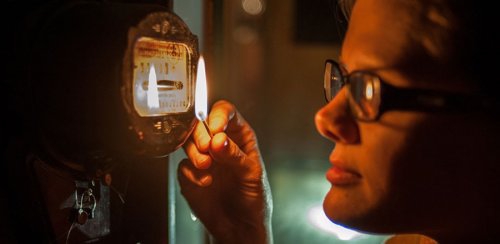 Неуплата счетов за свет приведет к отключениям – операторы  фото