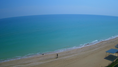 В Кирилловке активизировались охотники за пляжными “сокровищами”  фото