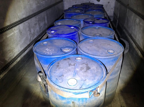 Под Запорожьем в грузовом авто нашли 3 тонны спирта  фото