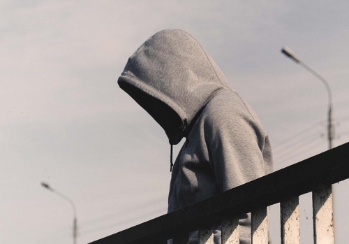 В Запорожье подросток совершил суицид, спрыгнув с недостроя фото