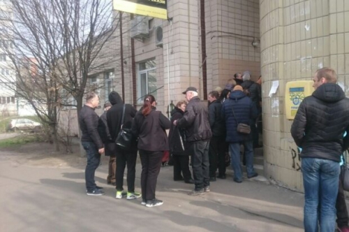 Перепишут не только людей: Зеленский объявил о всеобщей переписи доходов фото